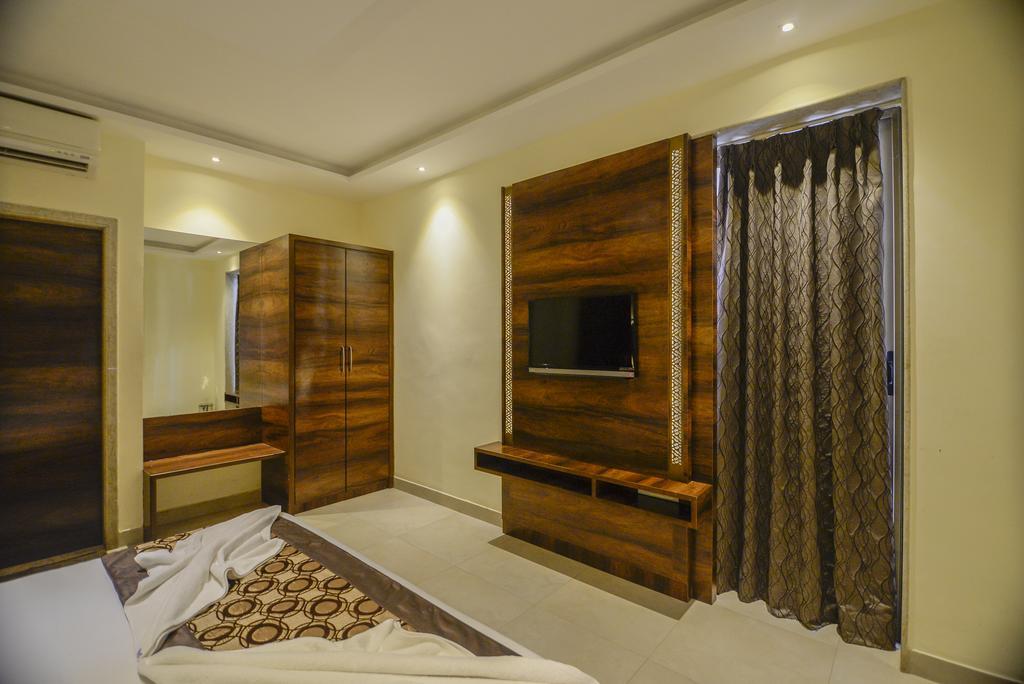 Sunkissed Plaza Hotell Calangute Exteriör bild