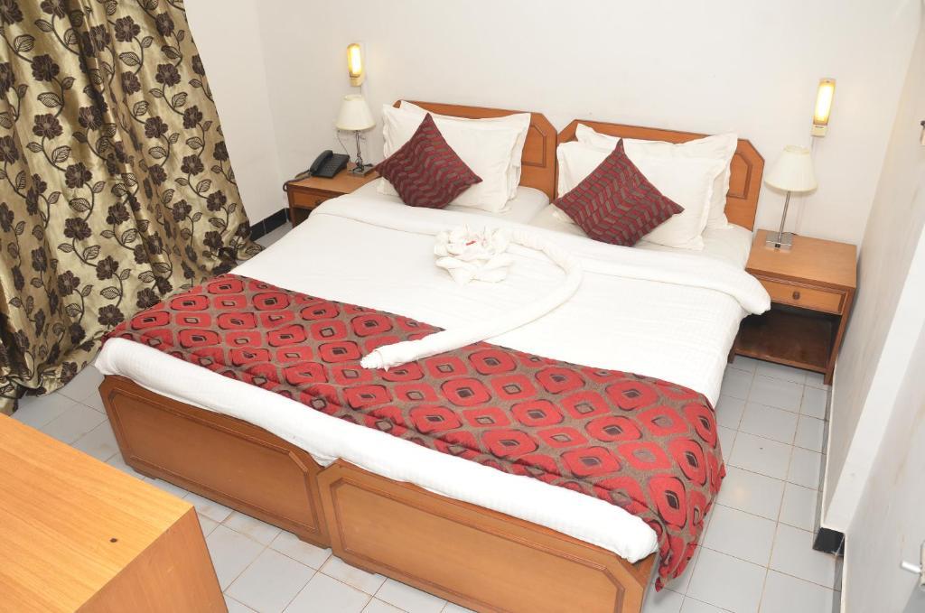 Sunkissed Plaza Hotell Calangute Rum bild