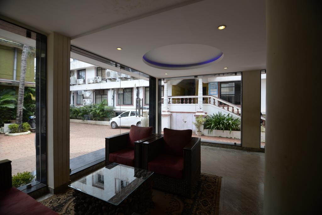 Sunkissed Plaza Hotell Calangute Exteriör bild