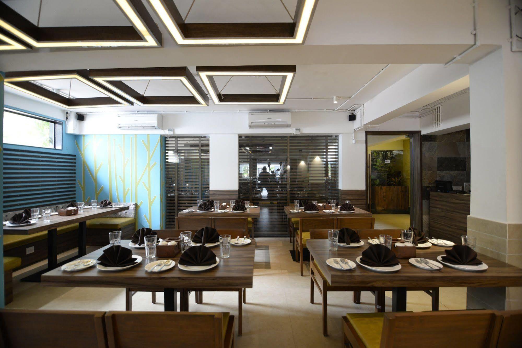 Sunkissed Plaza Hotell Calangute Exteriör bild