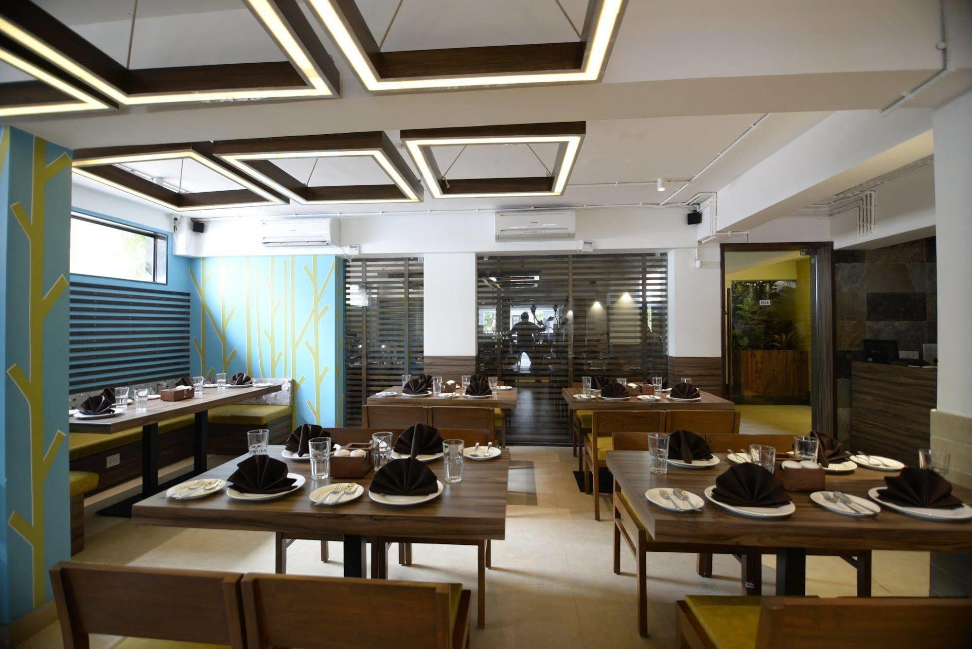 Sunkissed Plaza Hotell Calangute Exteriör bild