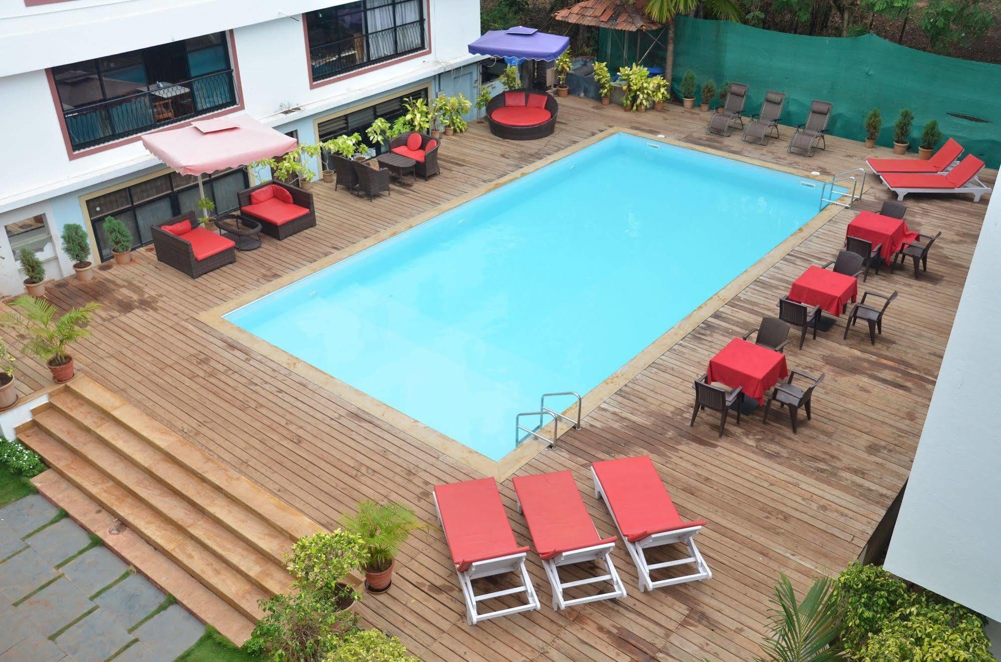 Sunkissed Plaza Hotell Calangute Exteriör bild